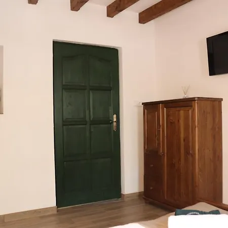 Ferienwohnung Zoeld Tanya Vendeghaz Es Rendezvenykoezpont Kiskunmajsa Exterior foto