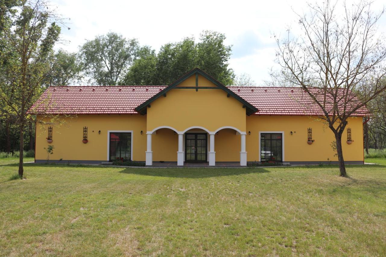 Zoeld Tanya Vendeghaz Es Rendezvenykoezpont Апартаменты *