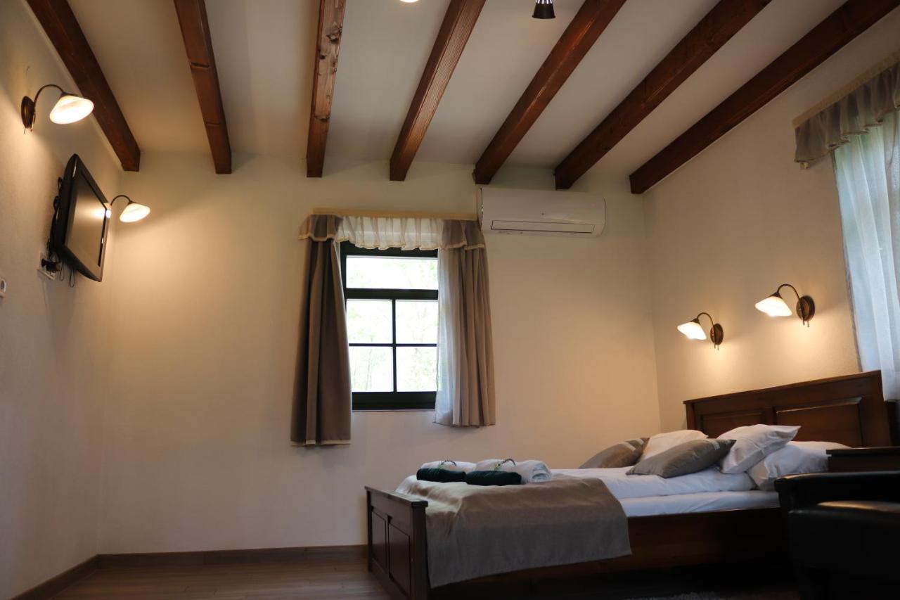 Apartment Zoeld Tanya Vendeghaz Es Rendezvenykoezpont Kiskunmajsa